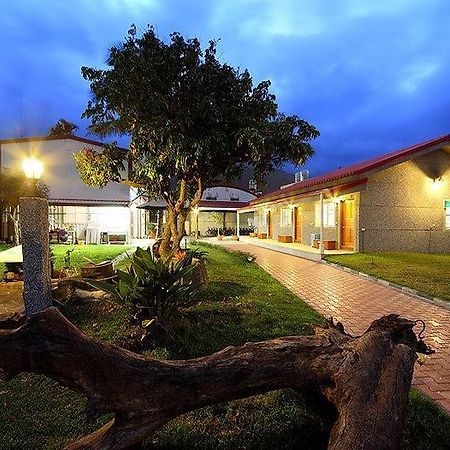 Chin Shan B&B 관샨 외부 사진